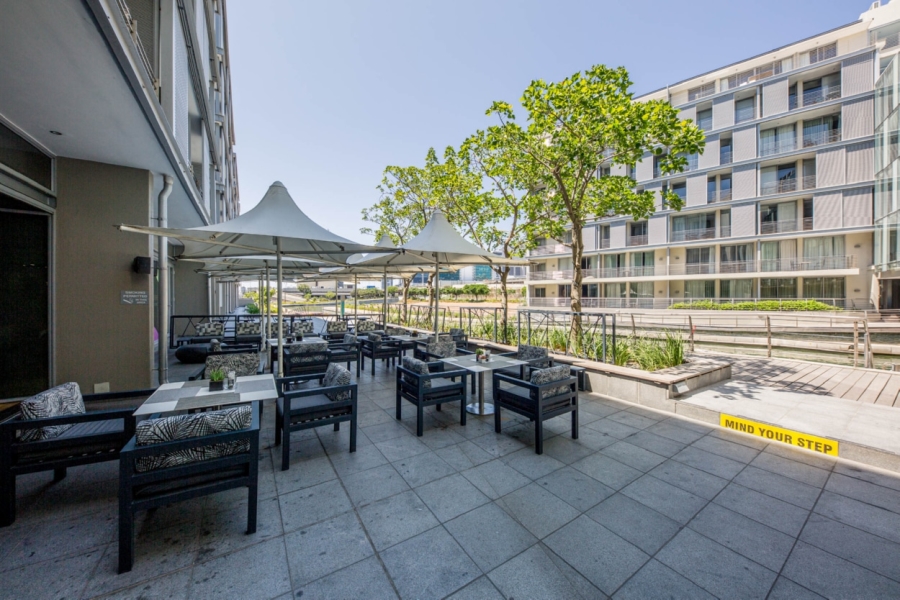 1 Bedroom Property for Sale in Foreshore Western Cape